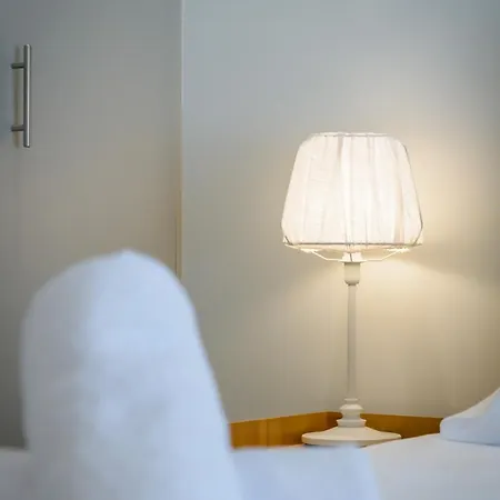 Lush 2bed Apt At The Acropolis! Athens