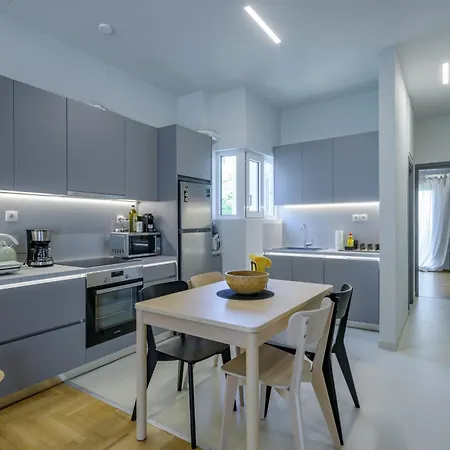 Lush 2bed Apt At The Acropolis! Athens