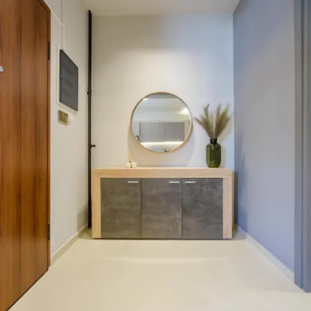 Apartment Lush 2bed Apt At The Acropolis! Athens