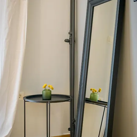 Lush 2bed Apt At The Acropolis! Athens