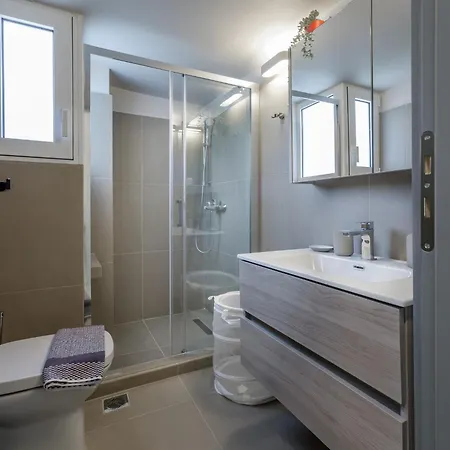 Lush 2bed Apt At The Acropolis! Athens