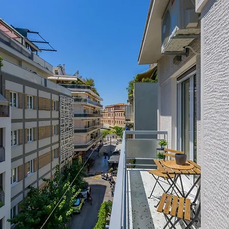 Lush 2bed Apt At The Acropolis!